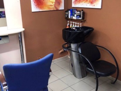 Сдам оборудованное рабочее место для парикмахера