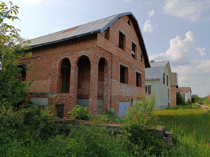 Продаж великого недобудованого будинку + земля в м. Борислав! - фото 1