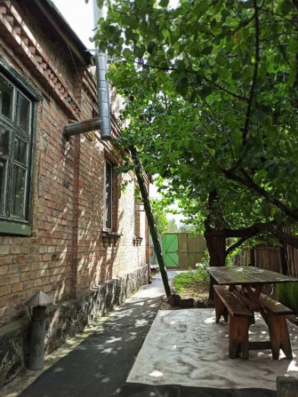 Боярка (найблище передмістя Києва)
 пів будинку з окремим входом - фото 1