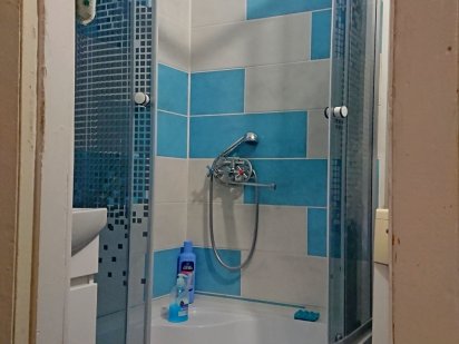 Продам однокомнатную чешку. Косметический ремонт.