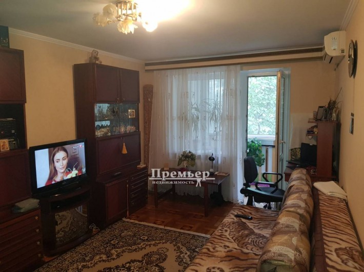 Продам в Одесі на Черьомушках 1но кімнатну квартиру - фото 1