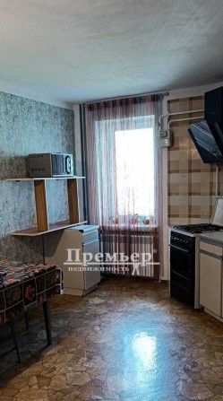 У продажу 4 кімн. квартира у м. Чорноморськ - фото 1