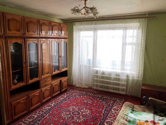 Продаётся 3-х комнатная в центре Славянска - фото 1