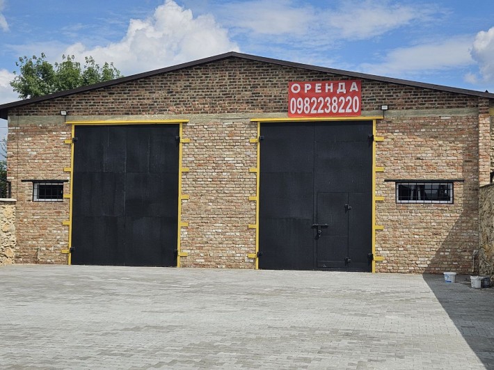 Здам приміщення в центрі міста під сто, торгово-складський комплекс - фото 1