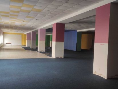 Оренда  комерційного приміщення  у ЦЕНТРІ (вул.Коновальця) Івано-Франківськ