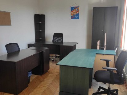 RLT K01 Оренда офісного приміщення 212 м2, пр. Перемоги, 5 кутів Чернігів