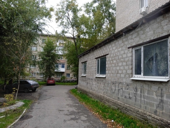 Аренда коммерческого помещения в Луганске на восточных кв-лах. - фото 1