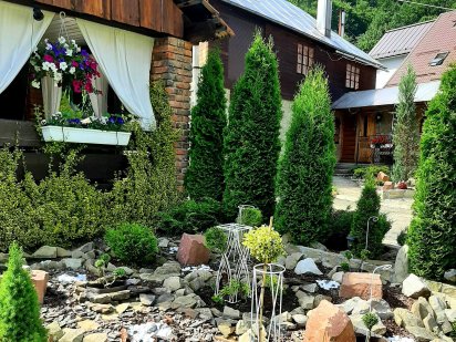 Яремче Оренда котеджа 1 "Біля водоспаду"  для 4-7 осіб Яремче