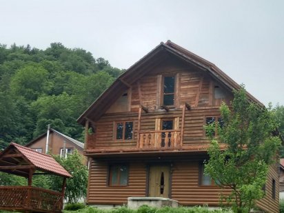 Оренда котедж Яремче "Шепіт Гір" Яремче