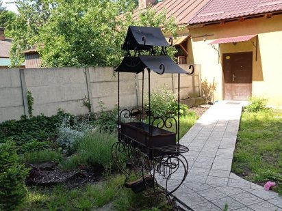 Будинок в центрі міста.Подобово,погодинно 1200 грн.