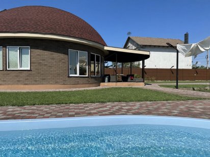 Денна оренда будинку з басейном, лазнею та чаном, з 13:00 до 22:00 в р Черкаси