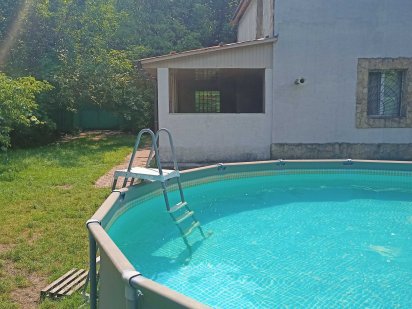 Аренда дома с бассейном  Русановские сады Киев