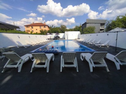 Здам подобово будинок (котедж) з більярдом та барбекю  для відпочинку Киев