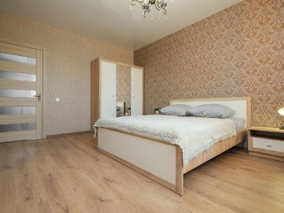 Люкс-апартаменти в ЖК Яскравий. Сімї Кульженків, 37. Лікарня №8 Киев