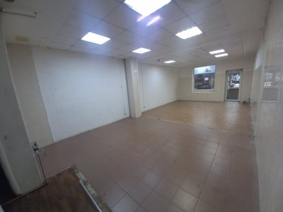 Здам Торгове приміщення на ринку, червона лінія. Днепр