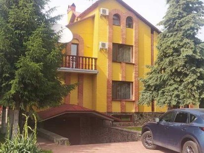 Аренда дома посуточно с бассейном . Бориспіль