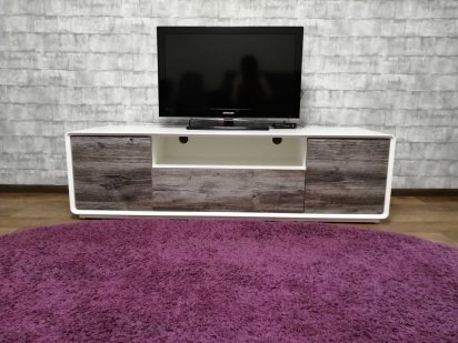 2 х комнатная квартира посуточно..2 кондиционера . Славянск