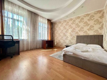 ApartPoltava Світлі 3-кімнатні апартаменти, ЦЕНТРА МІСТА ,КВЕД 5510 Полтава