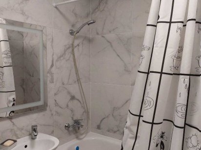 Посуточно  2-х ком.ЦЕНТР.Пр. Центральный-3 -я Слободская. КОНДИЦИОНЕРЫ Миколаїв