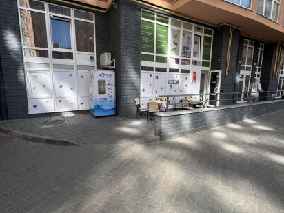 Приміщення комерційного призначення продаж Черновцы