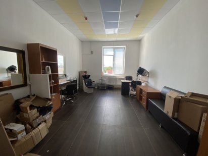 Здається приміщення в оренду як для перукарні і манікюру