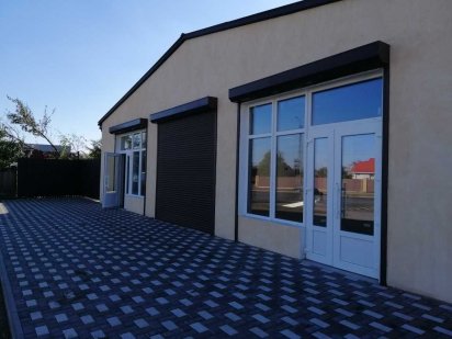 Торгівельно-офісне приміщення 132 м2_1 поверх_р-н радіозаводу Сміла