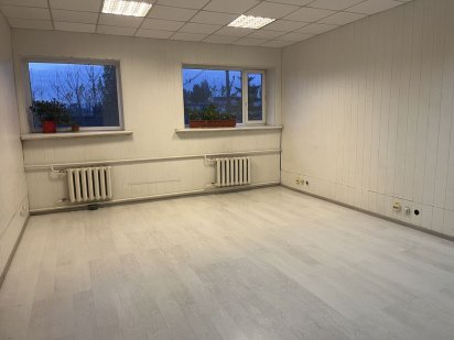 Комерційне приміщення Українка