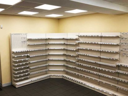 Сдаётся помещение с оборудованием под аптеку в центре Славянска.