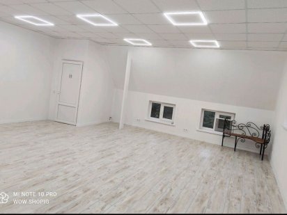 Оренда комерційного приміщення 46 м² +67м² в центрі Хотин Хотин