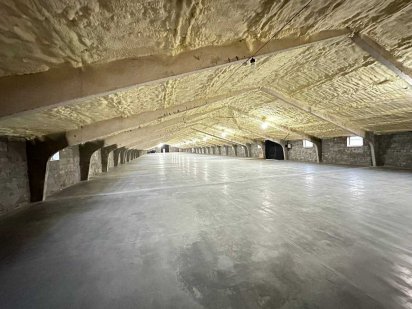 Склади утеплені, сухі від 400 - 6400 м2 промислова підлога, охорона Черновцы