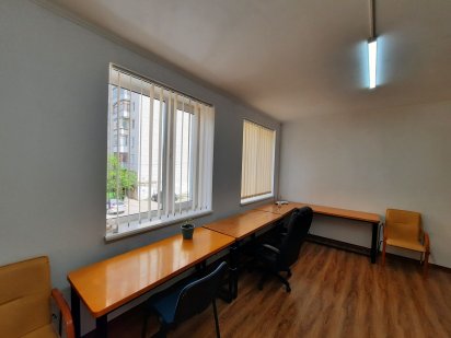 5 мин от р-ка "УРОЖАЙ" Площадь до S= 90 m2. Доступ 24/7.