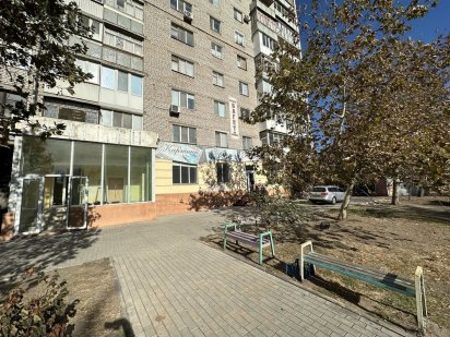 Аренда фасад, проспект центральный, 16.  магазин / офис 200м2 Николаев