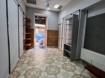 Оренда приміщення біля Краківського ринку вул. Таманська Львов