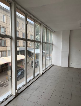 Продам помещение в Центре города Луганск, ул. Дзержинского - фото 1