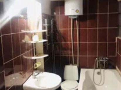 Сдаю посуточно квартиру в центре города Глухов