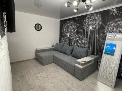 Здається 2-кімнатна квартира студія з кондиционером Умань