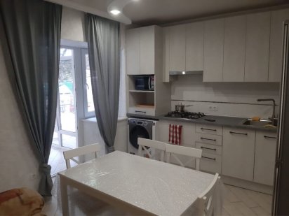 Апартаменти та готельні номери Умань