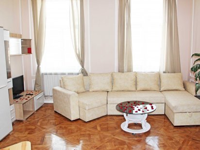 Здається подобово 1 кім сам центр, сотка,Мазепи-Січових