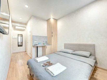 1к апартаменты посуточно в центре рядом с ТЦ "Универмаг Украина" Київ