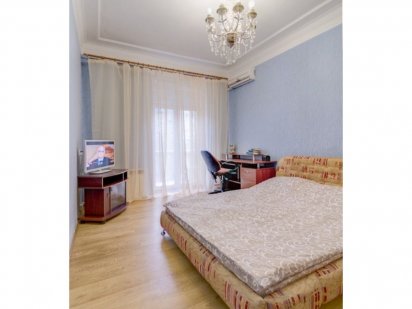 (5)Квартира посуточно ТРЦ Никольский метро Площадь Конституции Сумская Харьков