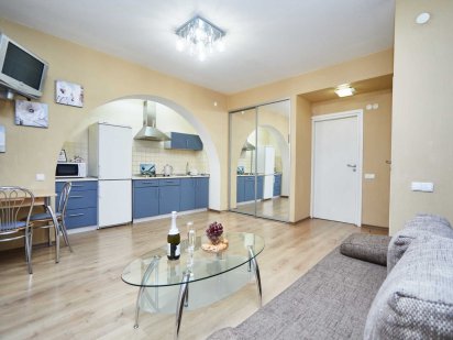 Гаванная/Дерибасовская. С балконом. Паркоместо. Собственник Одесса