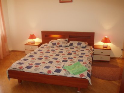 Хорошая новая квартира посуточно. Выдам документы для командировочных Житомир