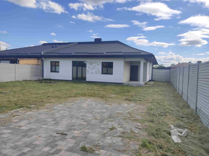 Дом новый- Павленки, ул. Ньютона, район Коммунального рынка - фото 1