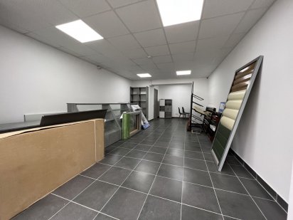 Центр оренда комерційного приміщення 35.5м в новобудові Ивано-Франковск