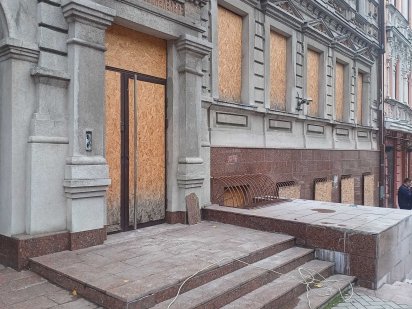 Аренда офиса 133м2 с отдельным входом с фасада и черным выходом. Дніпро