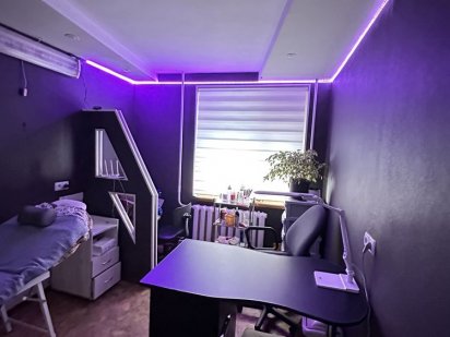 Аренда робочого місця для майстра манікюру та кушетка для лашмейкера Черкаси