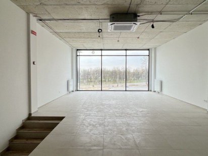 Оренда комерційного приміщення в логічтичному центрі Порт. Львів