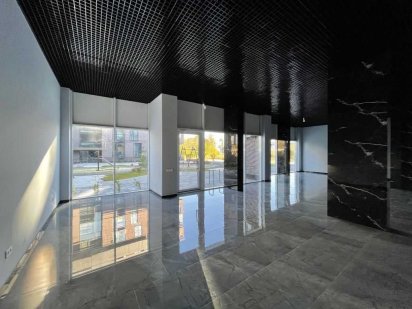 Оренда фасадного приміщення на Липинського 103м2  AVALON TIME Львів