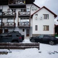 Готель "Friend’s House" у Поляниці Яремче