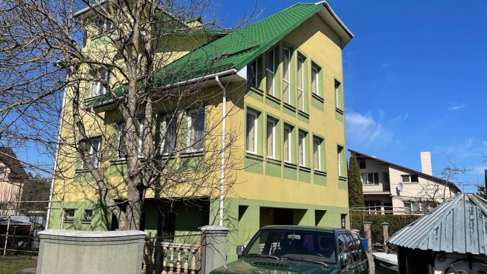 Продаж будинку 350 м кв три поверхи і 8 соток землі Пасіки Зубрицьких - фото 1